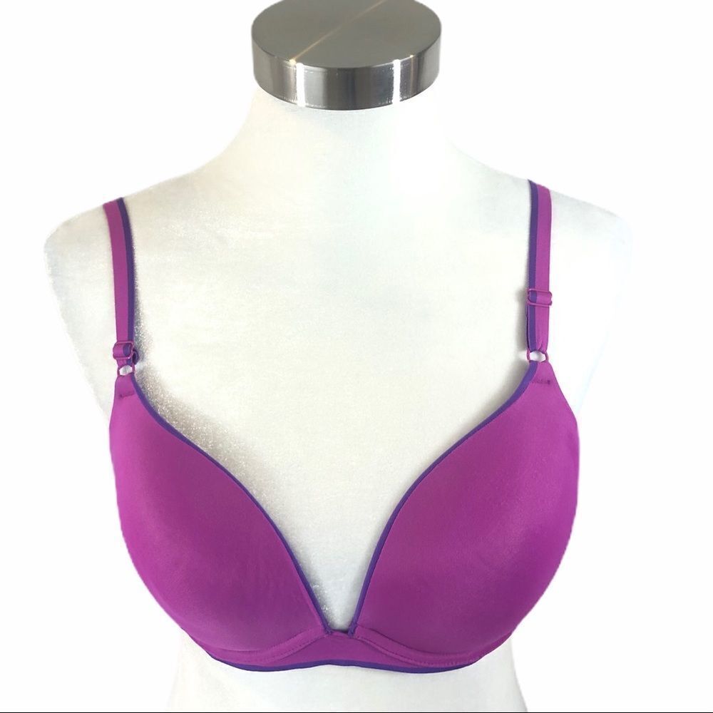 Warnerโs 34Dย padded Purpleโ andโPinkโbra